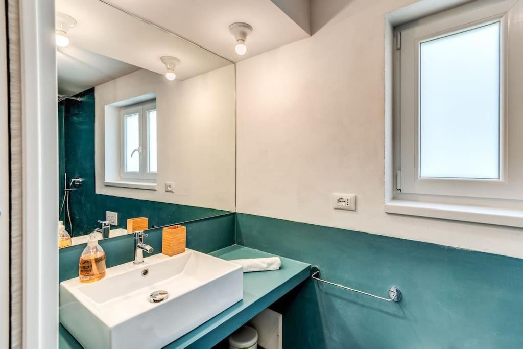 Trastevere 2 Bdr Orto Botanico With Private Patio Roma