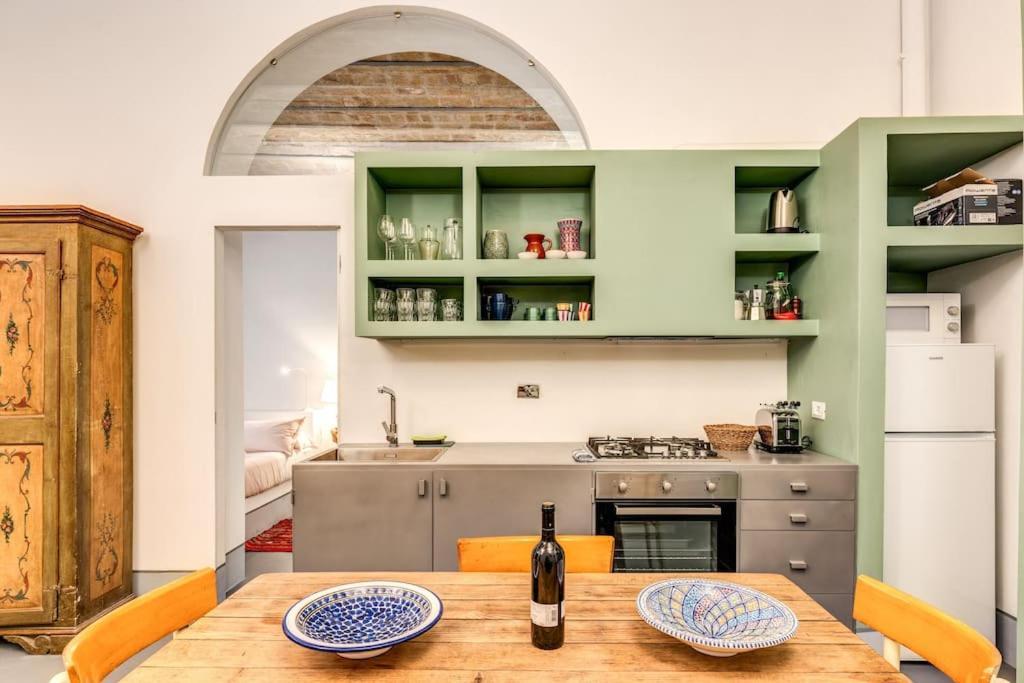 Trastevere 2 Bdr Orto Botanico With Private Patio Appartamento *
