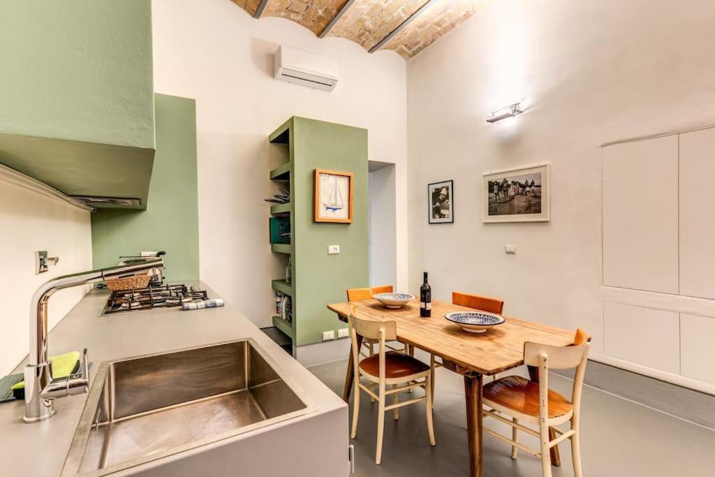 Trastevere 2 Bdr Orto Botanico With Private Patio Appartamento