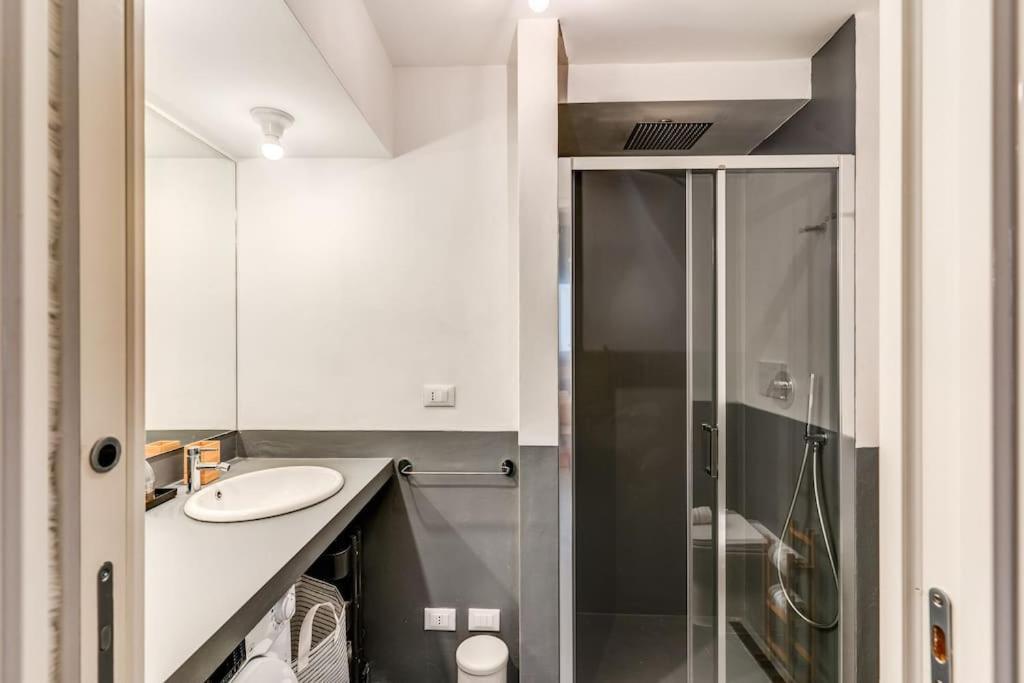 Trastevere 2 Bdr Orto Botanico With Private Patio Appartamento *