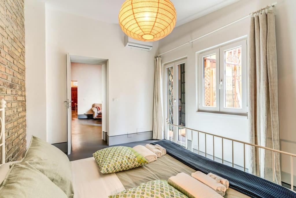 Trastevere 2 Bdr Orto Botanico With Private Patio Roma